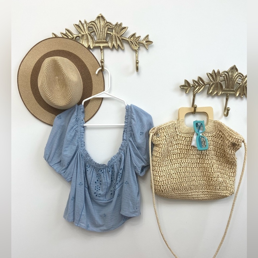 🆕Blue Sky eyelet Zara cropped top XL - Picture 3 of 3